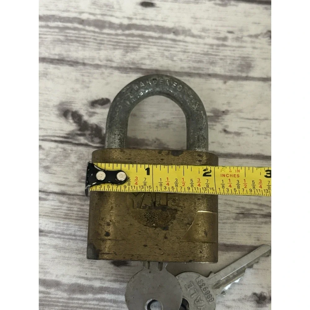 YALE Padlock With Original 2 Keys Works Great Vintage Brass Lock USA 3